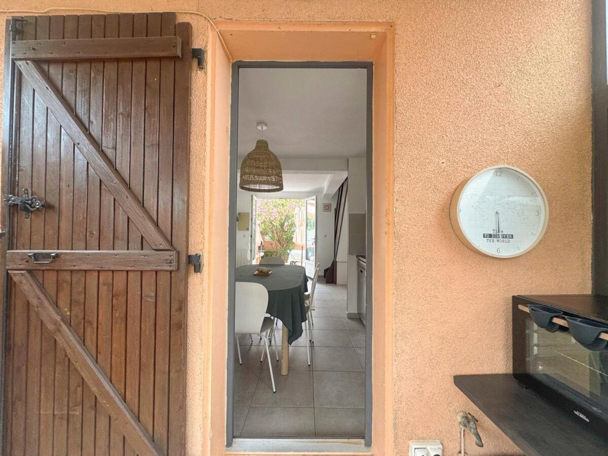 Maison Vacances Proche De La Mer Le Barcares Luaran gambar